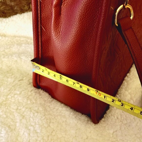 Anne Klein  Bag AK Embossed Satchel/Shoulder/Color Red /POCKETS/Gold Hardware - Picture 14 of 14